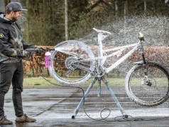 Cách rửa xe đạp đơn giản, không gây ảnh hưởng đến xe