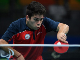 Kỹ thuật giật bóng bàn trái tay: Những điều cần biết Kỹ thuật giật bóng bàn trái tay: Những điều cần biết