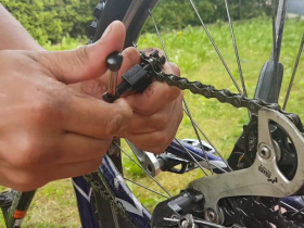 Cách tháo xích xe đạp đơn giản, có thể tự làm tại nhà Cách tháo xích xe đạp đơn giản, có thể tự làm tại nhà