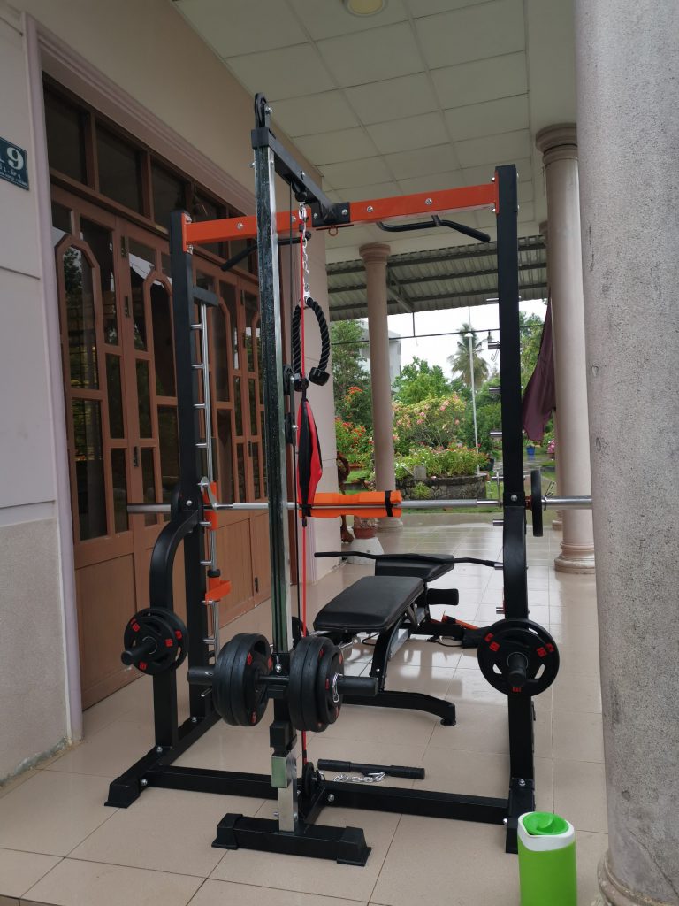 Bộ khung gánh tạ K8 tại Thể Thao Thiên Long minh họa vị trí đỡ thanh và khu vực tập