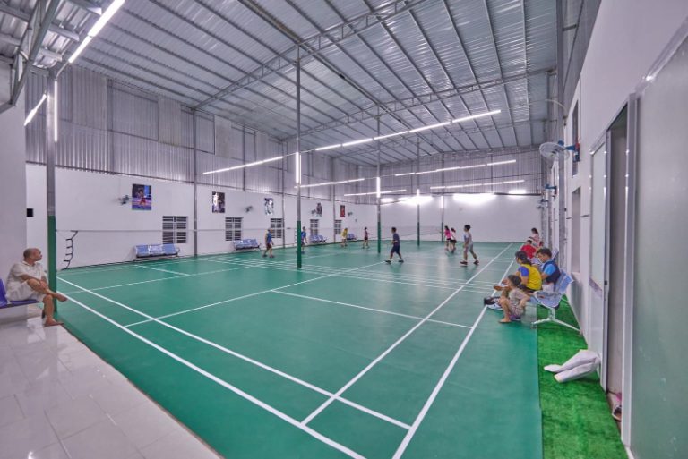 Hình ảnh sân cầu lông Bến Cát tại Gò Vấp từ bài Thiên Long gốc