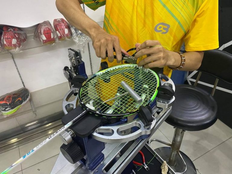Cửa hàng Danco Sport cung cấp dụng cụ và dịch vụ cầu lông