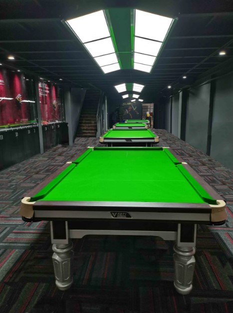 Bàn Snooker 9ft khung gỗ Super Power với mặt chơi và thành bàn